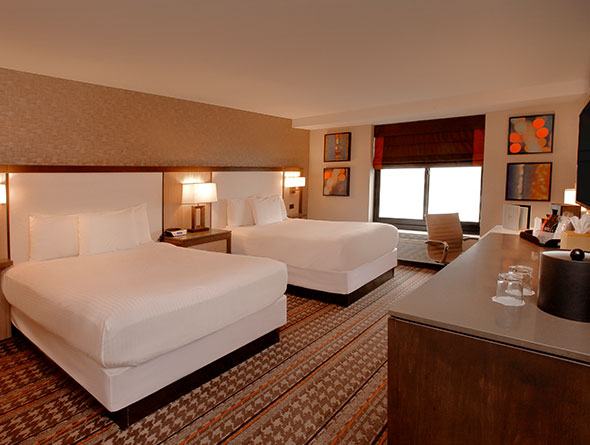 blue chip deluxe queens image