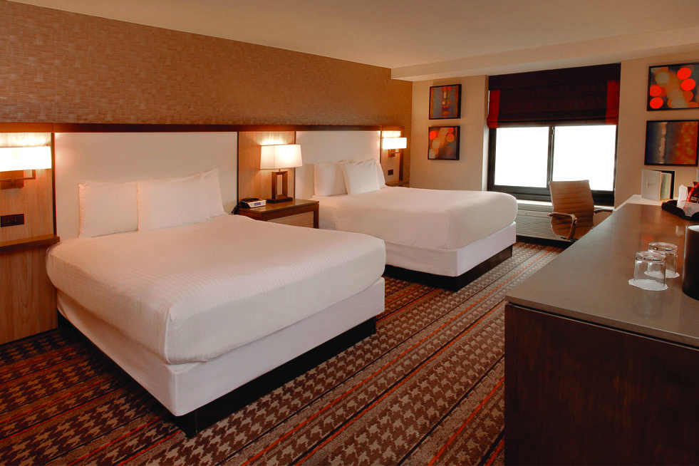 Deluxe Two Queens image